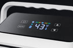 Touch control and temperature readout on the VialHaus Cold lid